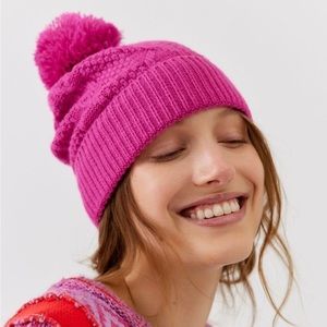 Urban Outfitters Demi Cable Knit Pom Beanie - Pink